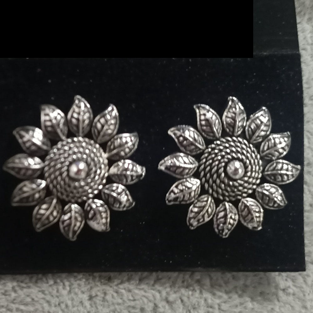 JewelMaze Oxidised Plated Stud Earrings