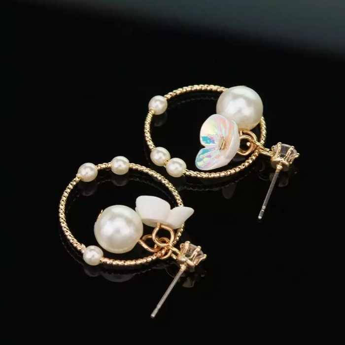 JewelMaze Wreath Hoop Flower Pearl Earrings - Drop Earrings